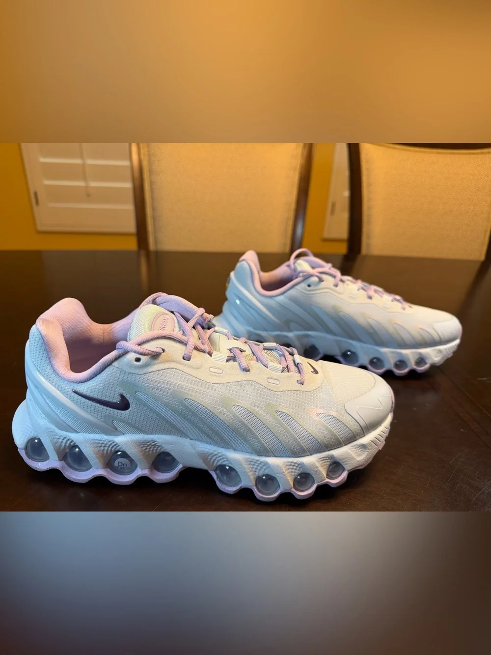 New Nike Air Max DN8 Blue Lilac Sneaker Shoes Size US 6.5Y
